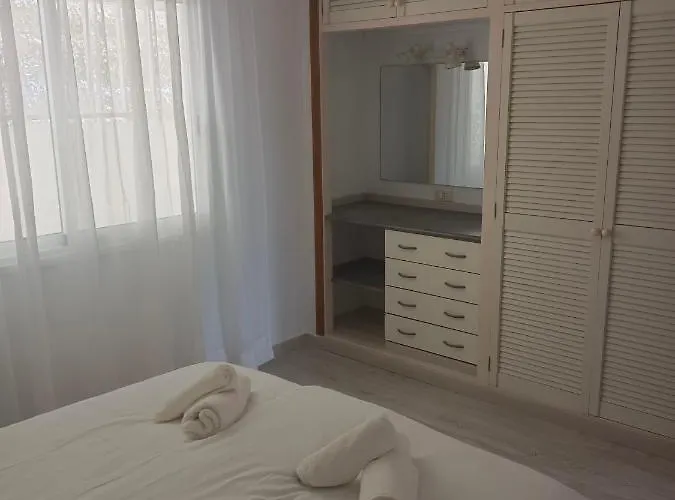 Sunset View In La Romantica, 2 로스 레알레호스